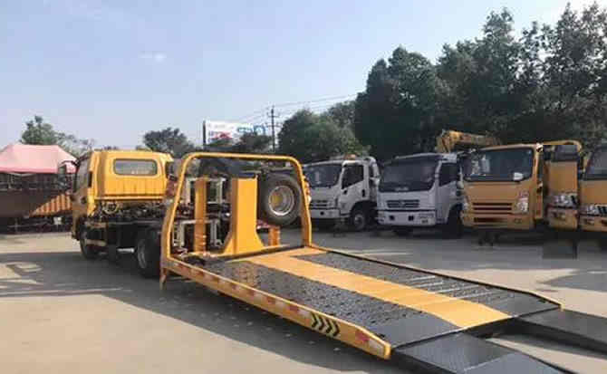 南浔区汽车中途维修案例