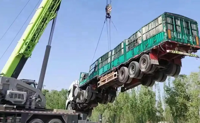 南浔区道路脱困救援案例